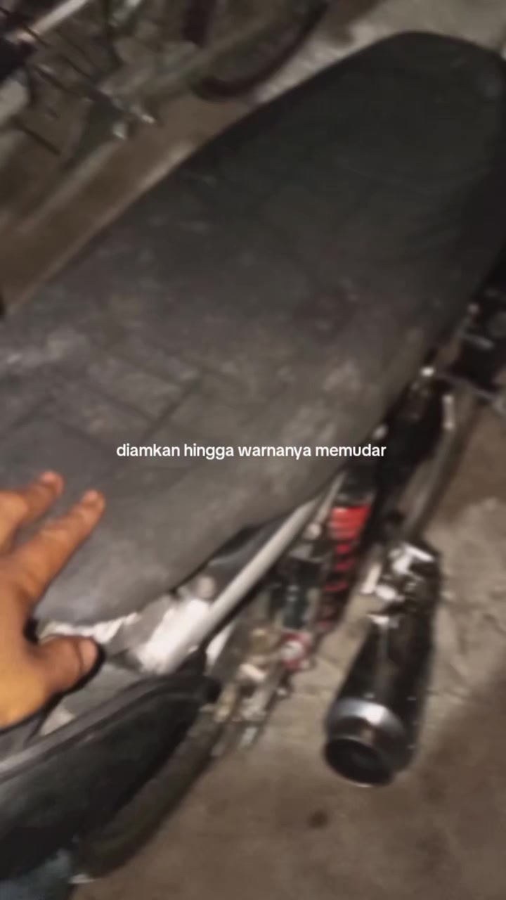 @hy