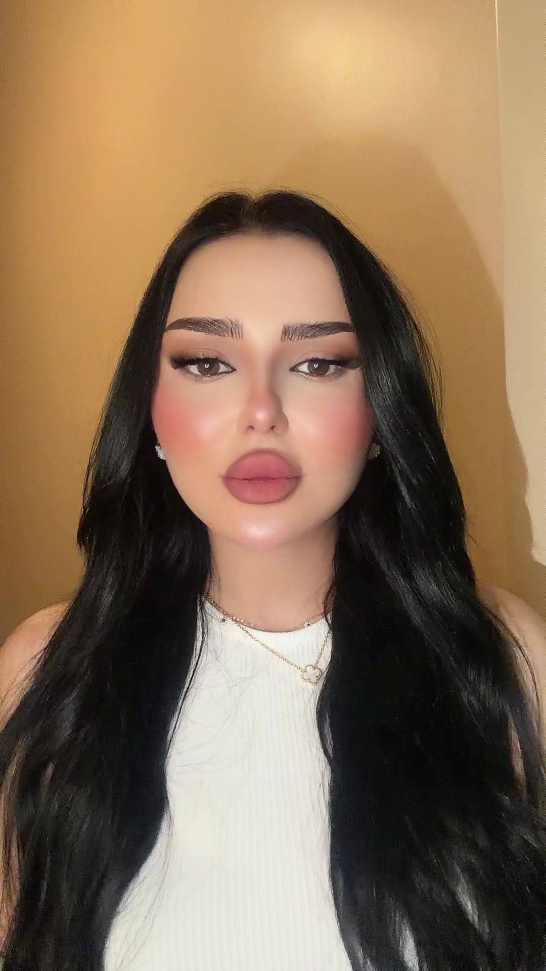 @zinebmodel👑