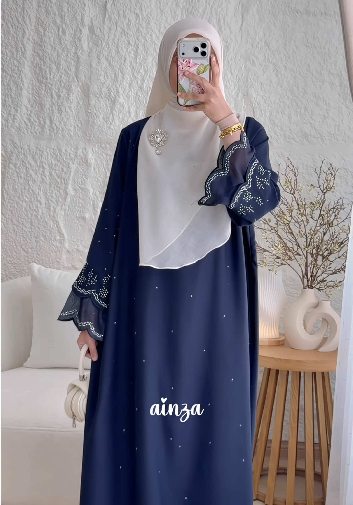 @Ainza༊