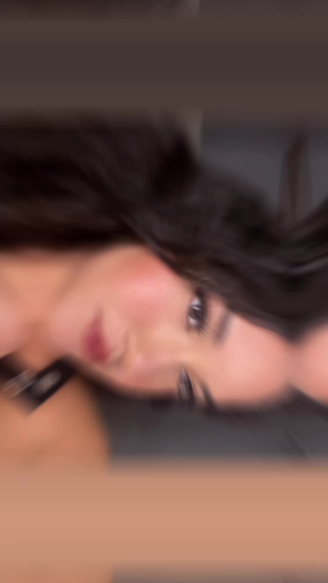 @JENN.I