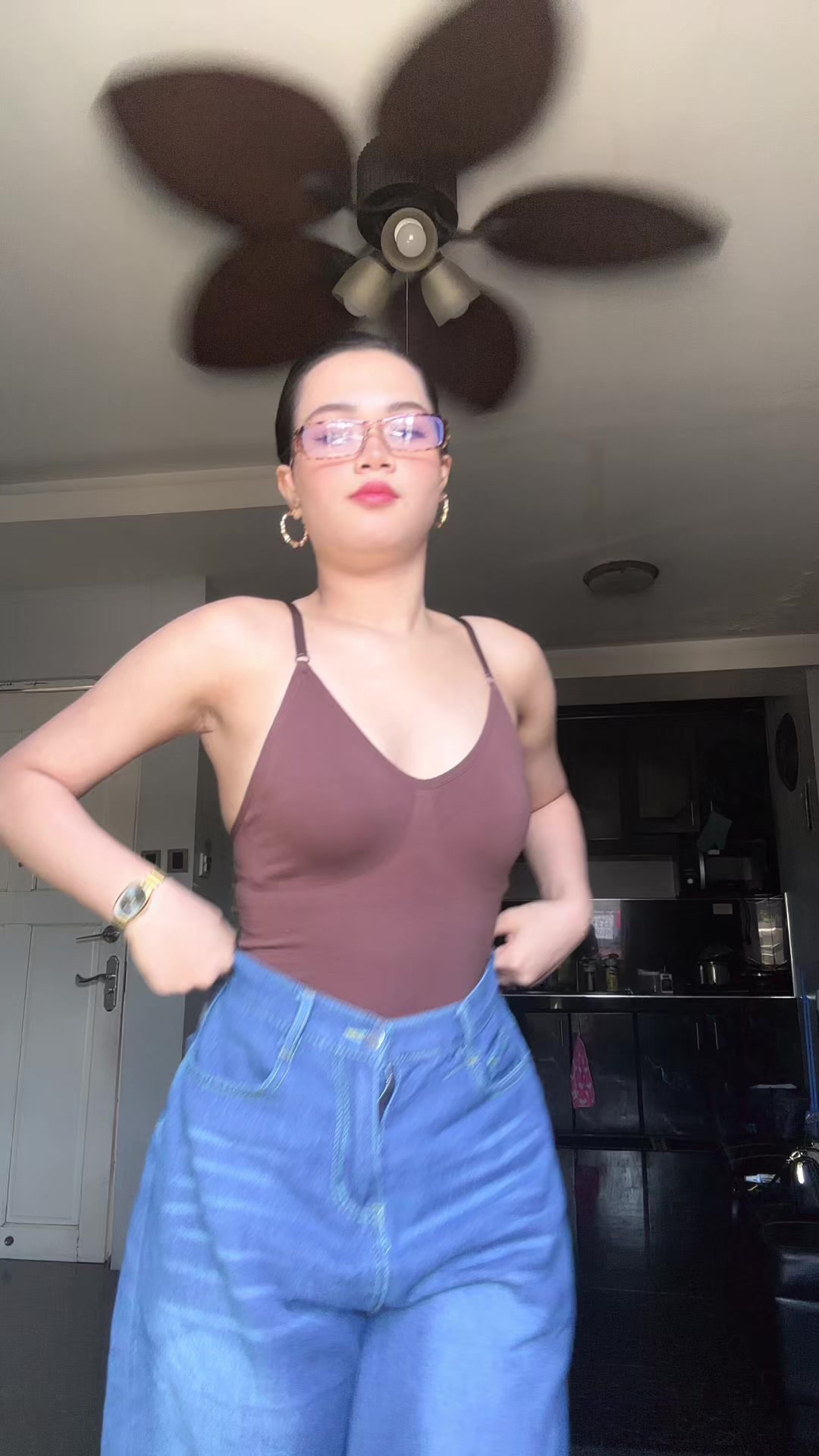 @helloyanila_