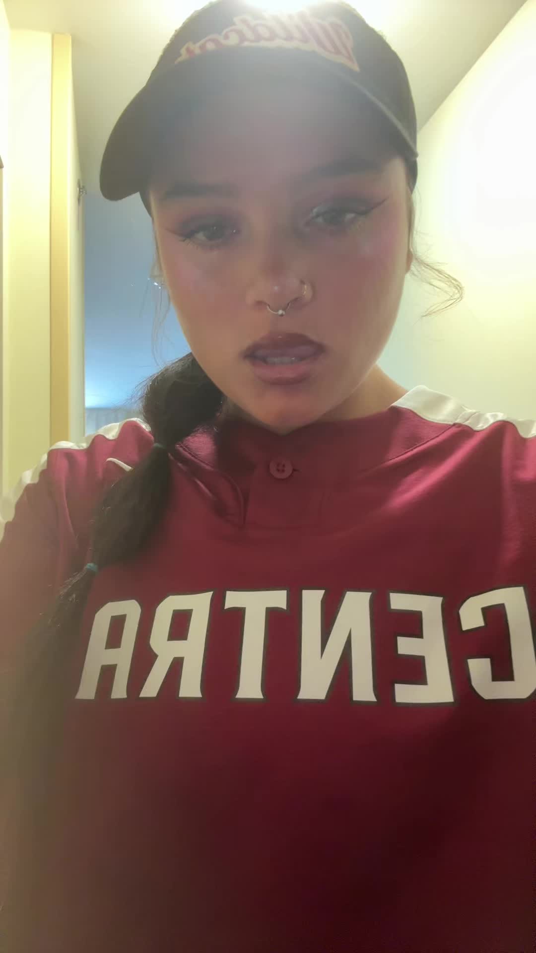 @mía