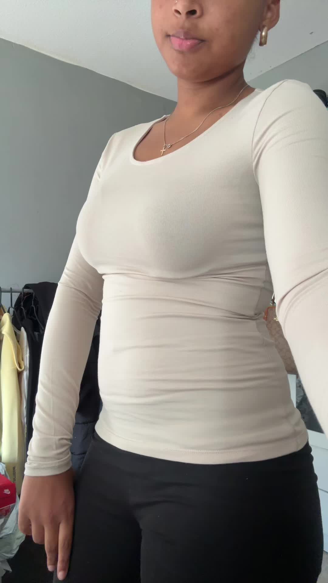 @Emiii
