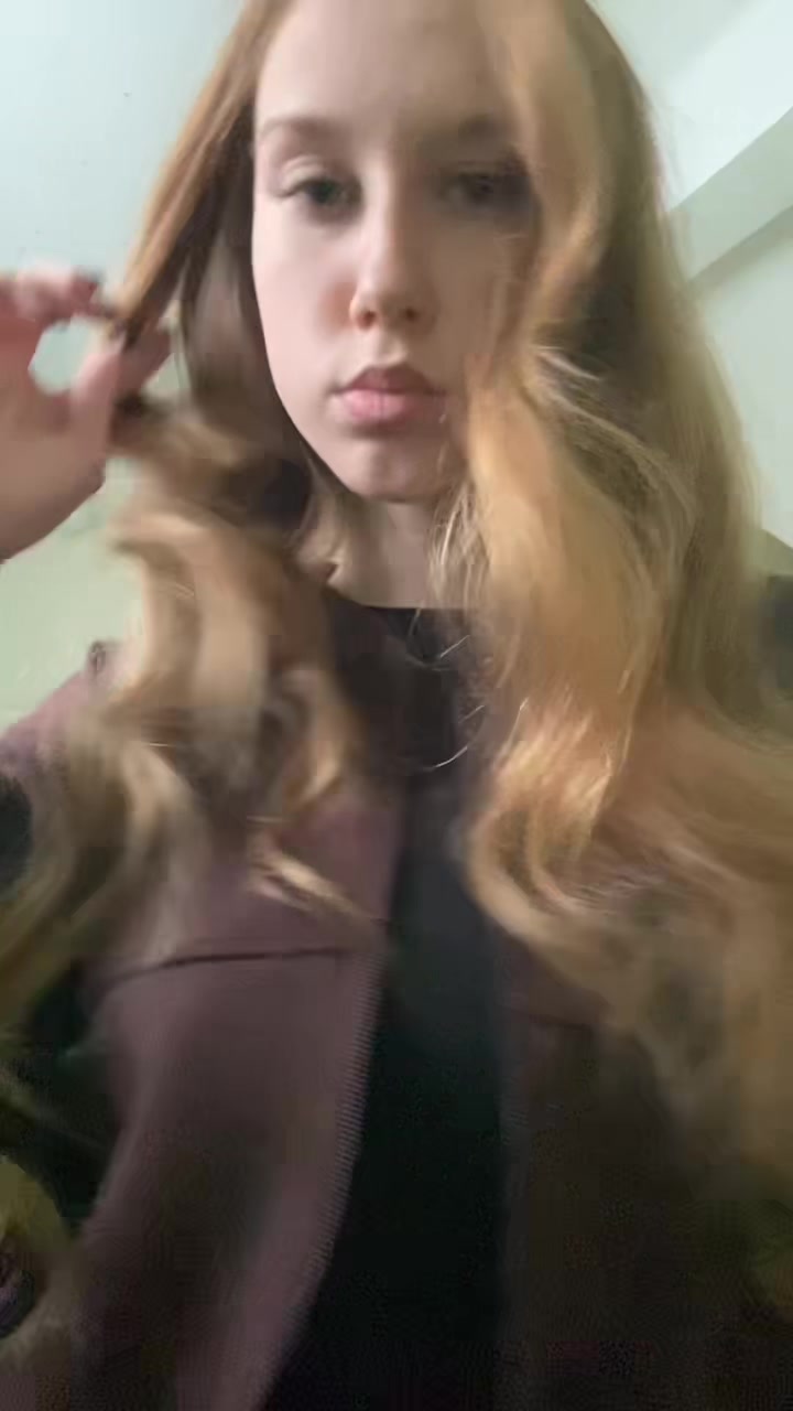 @клубничная