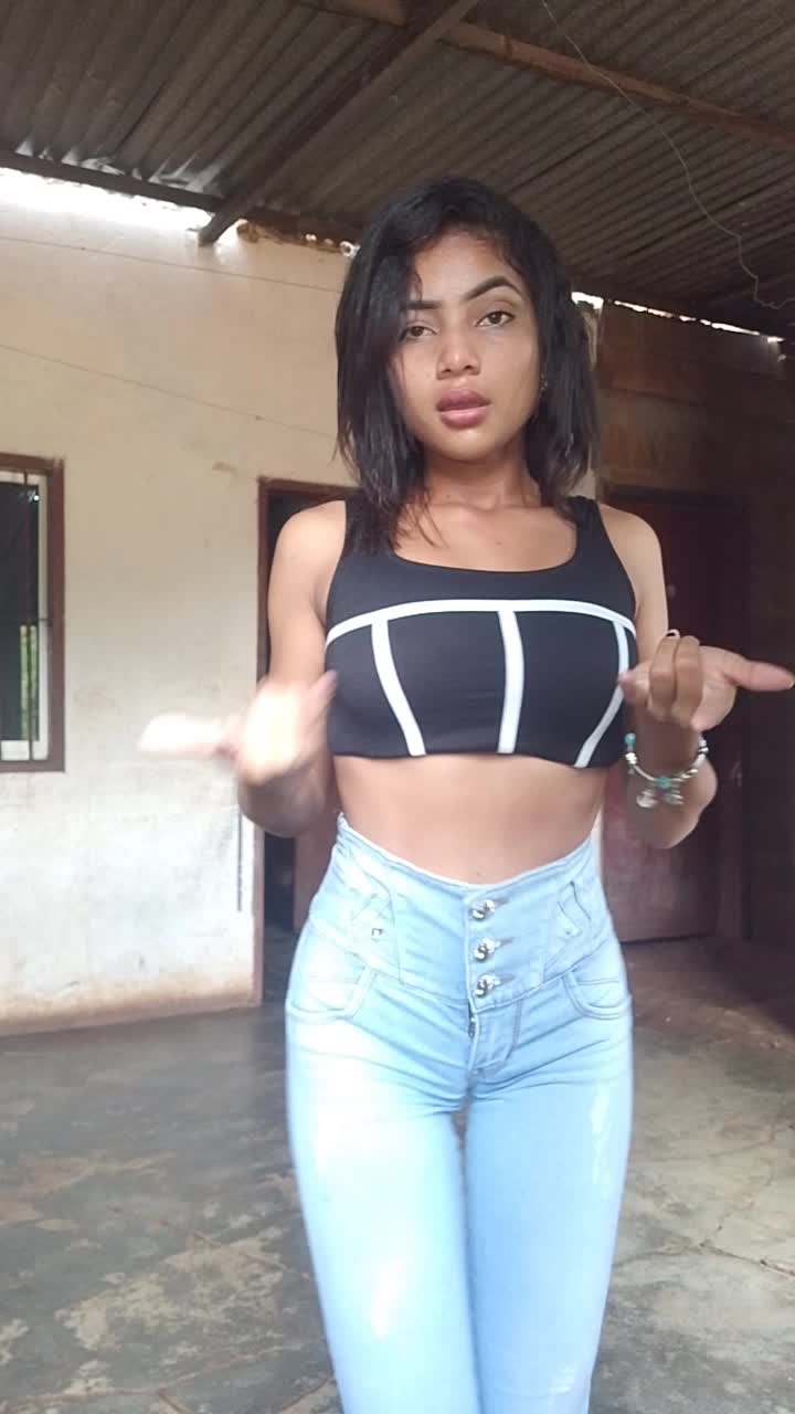 @👑La Pequeña👑