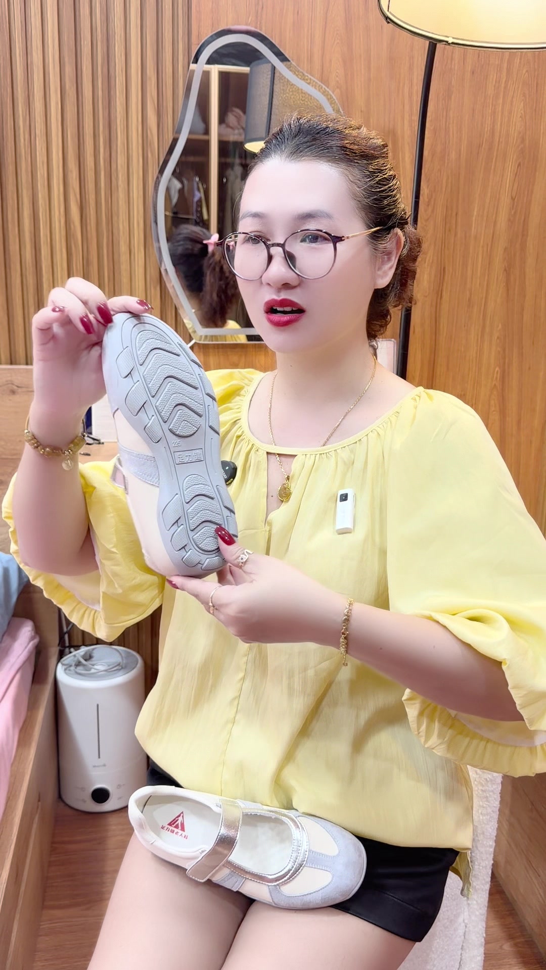 @Ổ Của Lộc1376