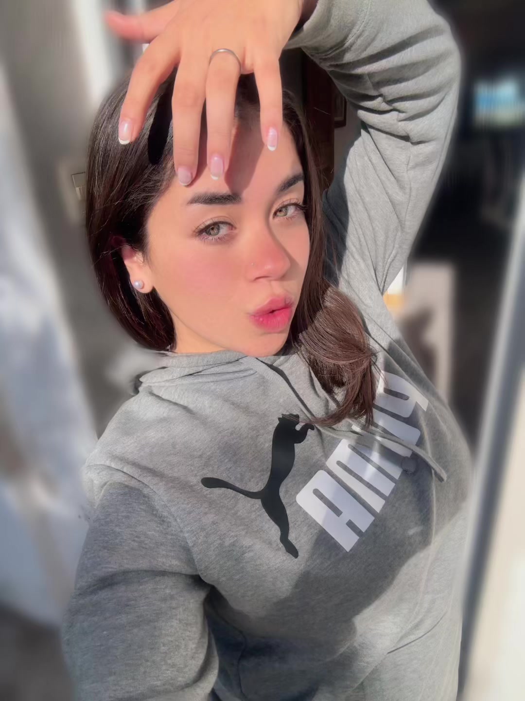 @zoee.ln