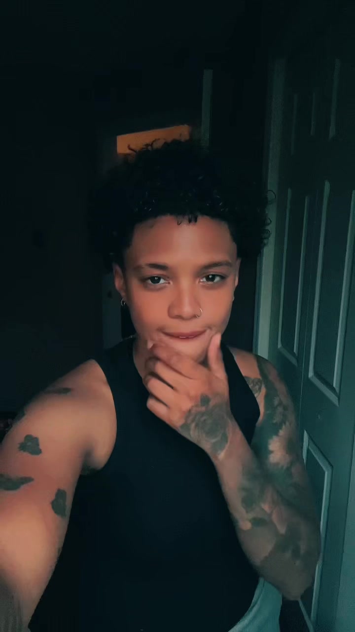 @Briana 🏳️🌈