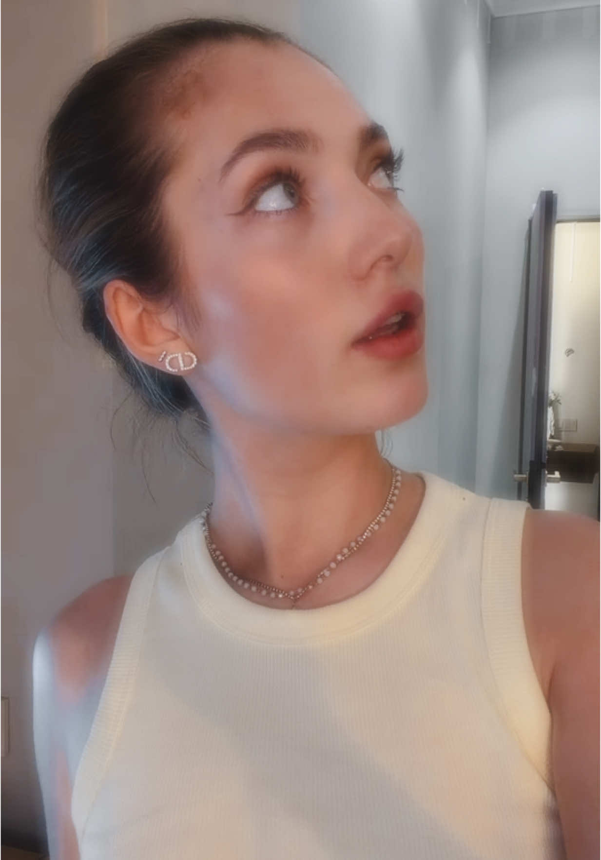 @Vikisaay