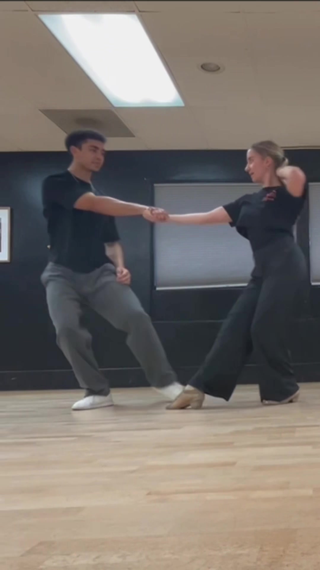 @aaronnunodances
