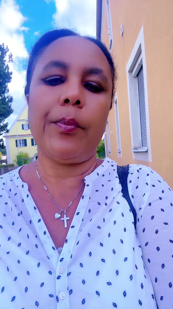 @Elisabeth Merawi 🌹👈