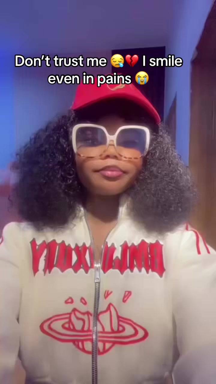 @ADESEWA🫢💕