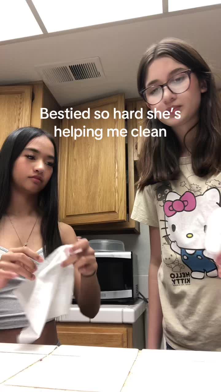 @Lilly