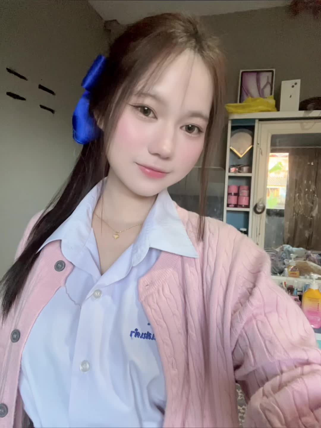 @แก้มที่ใส่รีสีชมพู