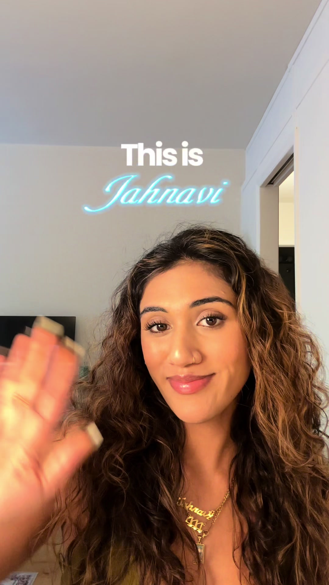 @JAHNAVI ☆