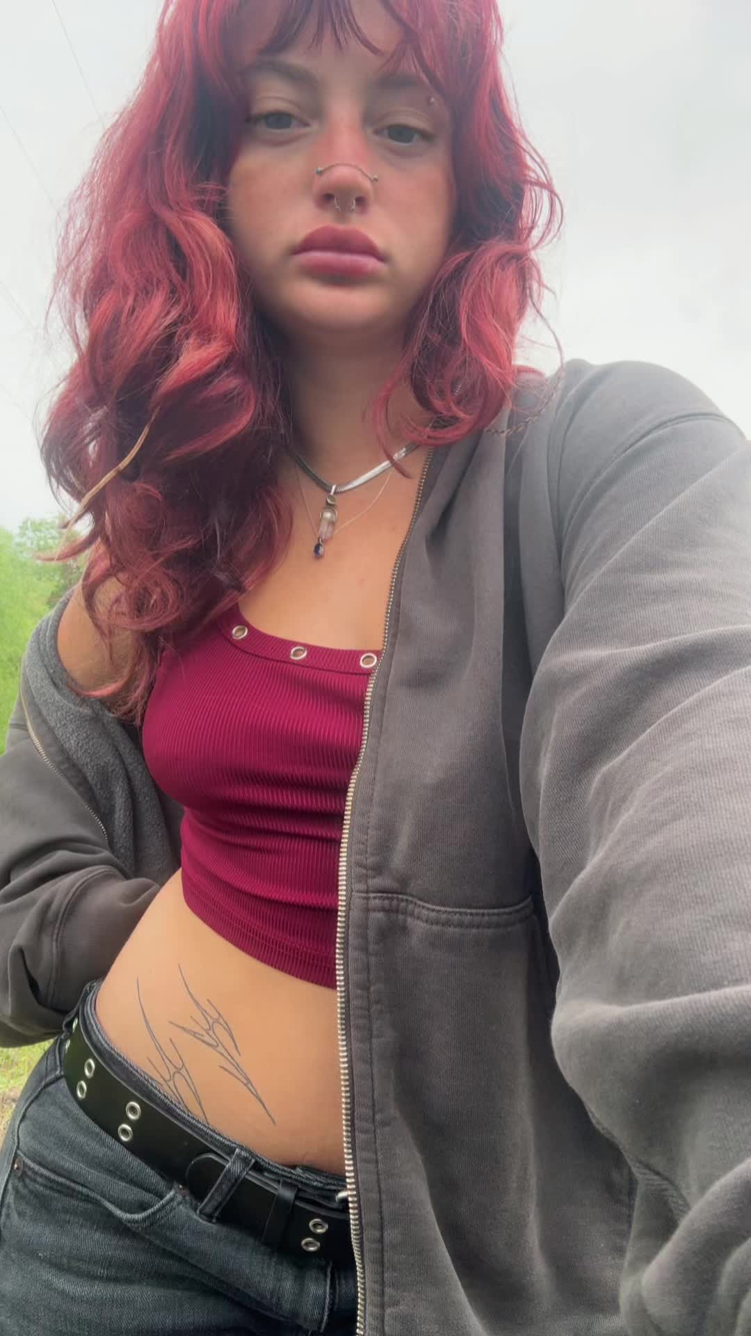 @Sky🌶️