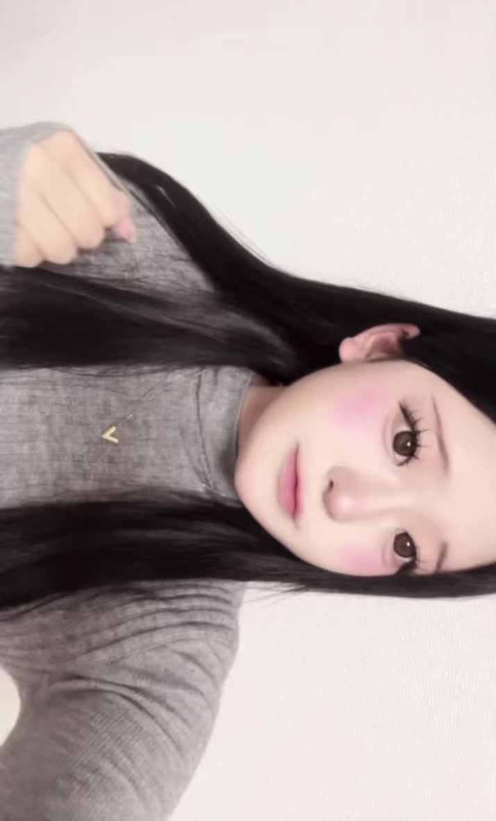 @𝐦𝐄𝐢