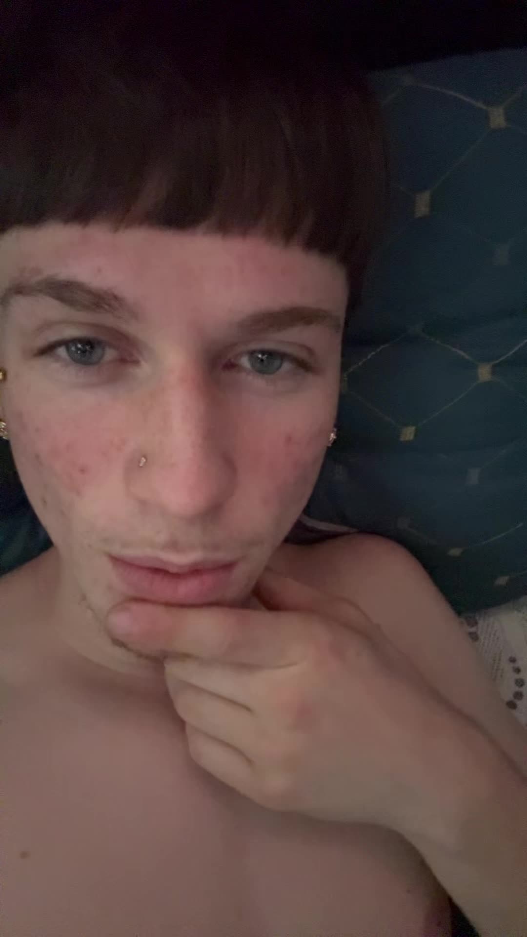 @Twochaines
