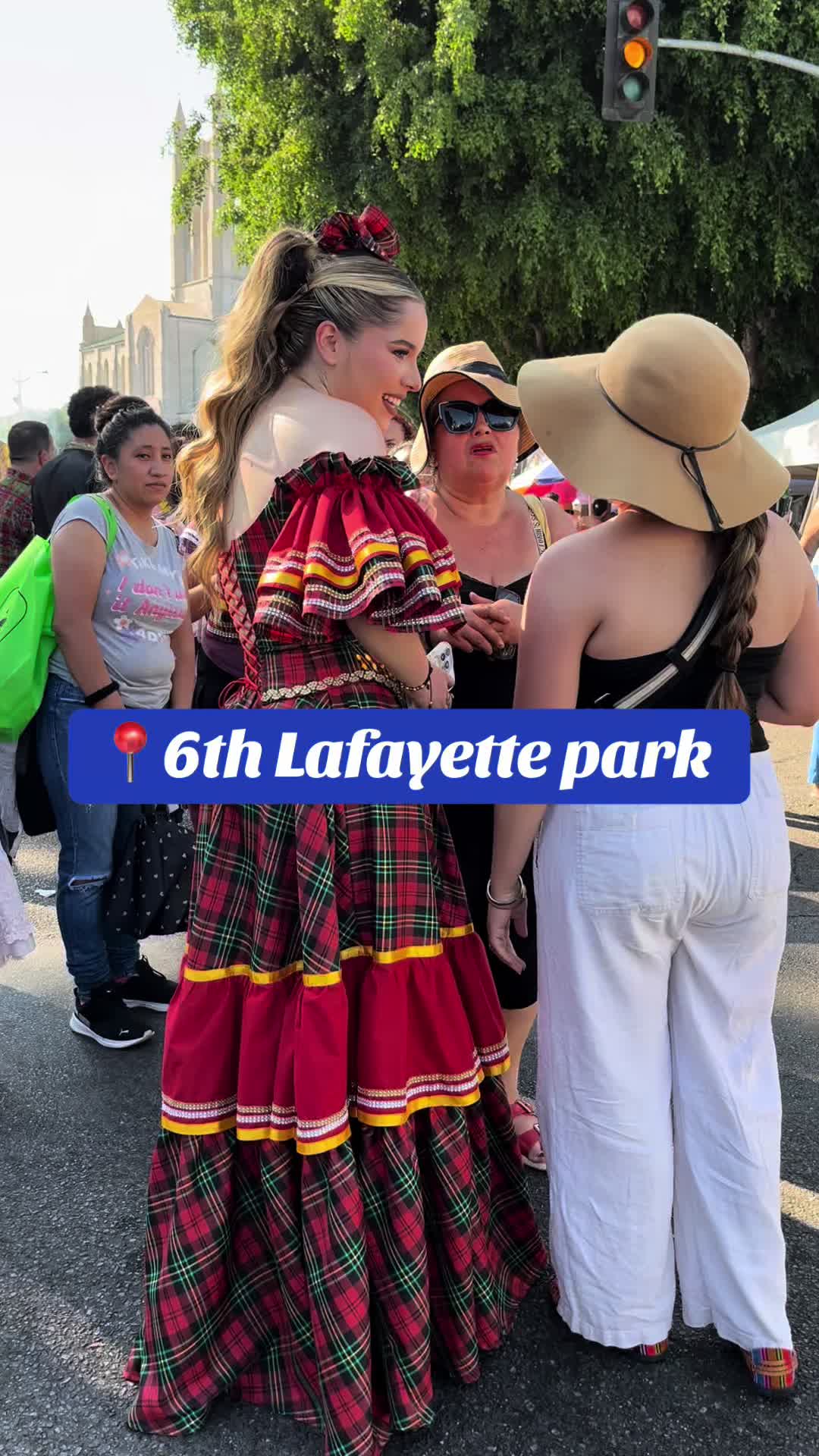 @callesdelosangeles