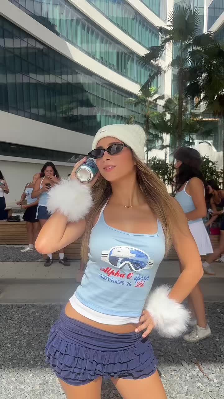 @ALYONA