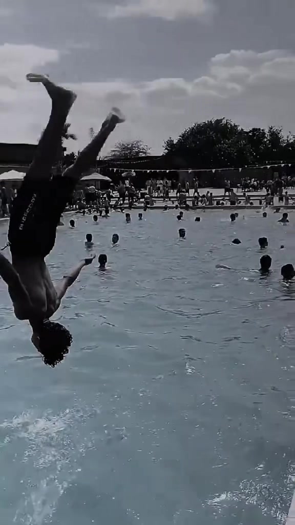 @๏ฃฟ