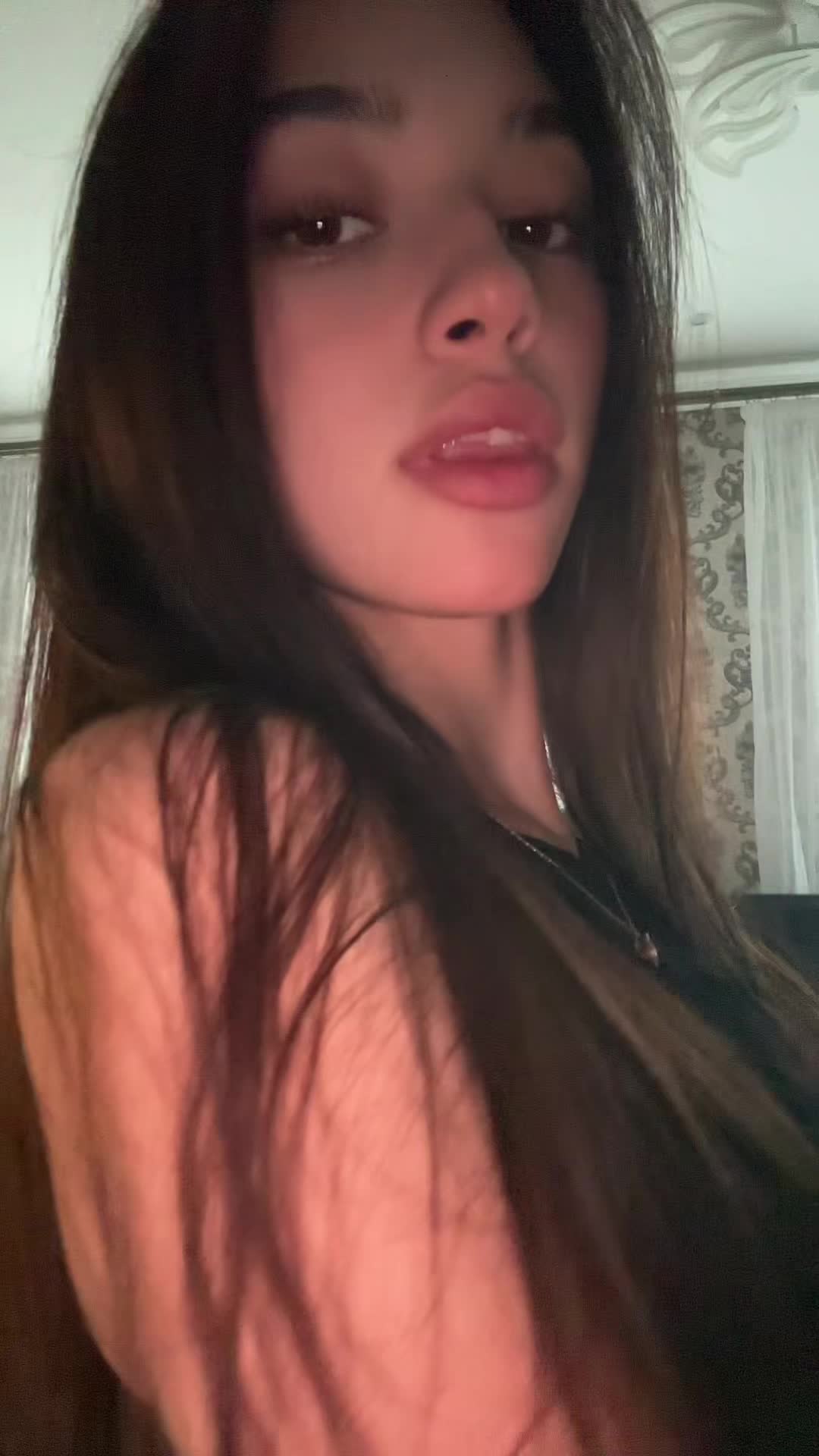 @N👅