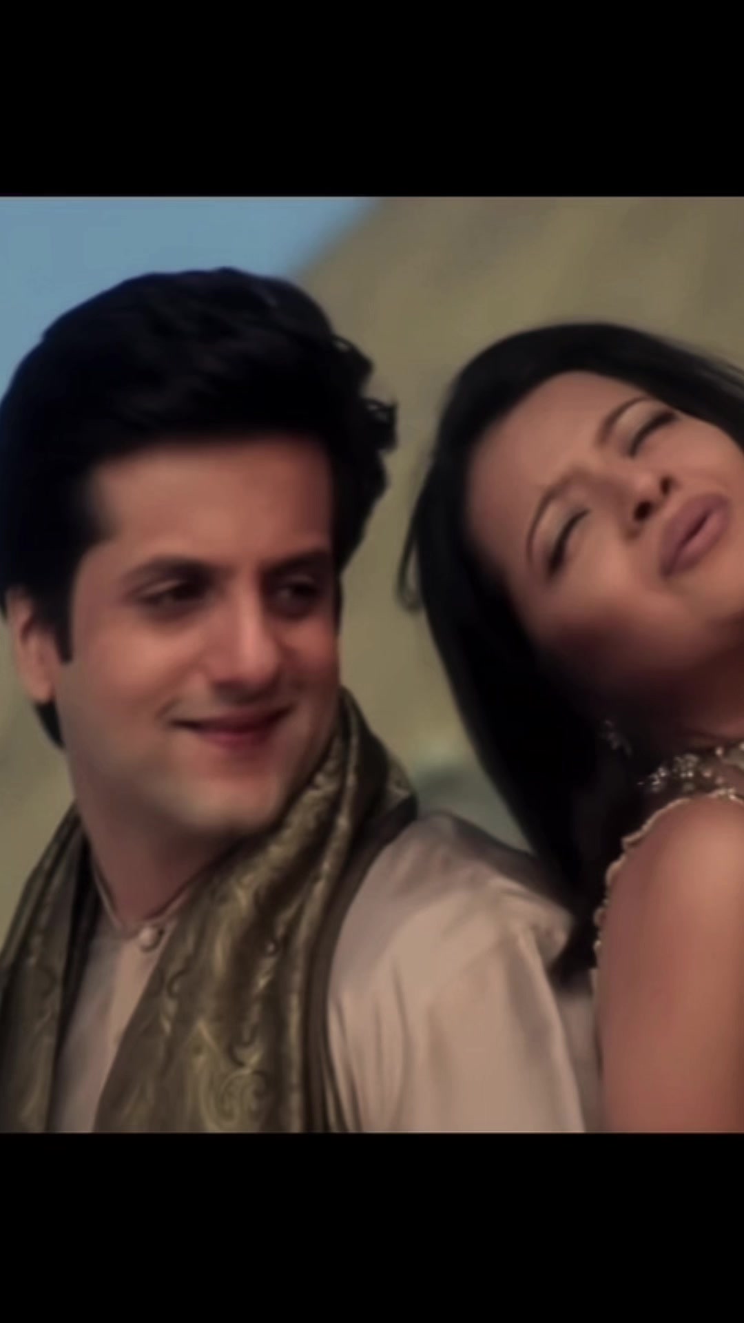@Bollywoodblitz