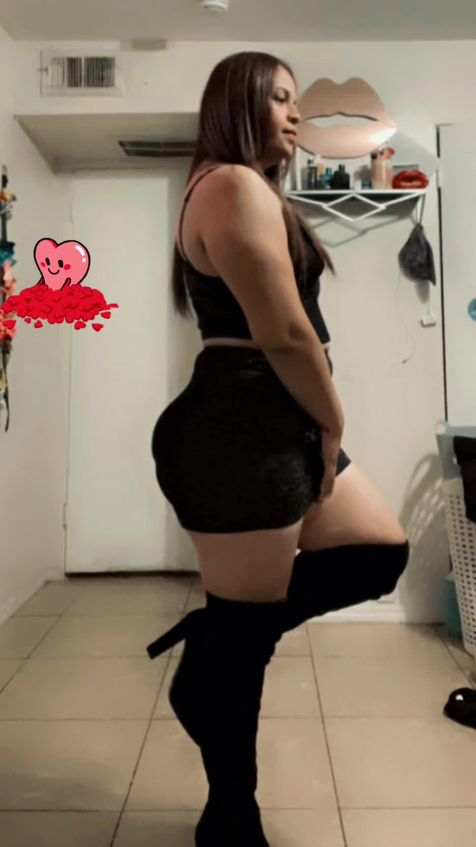 @Elisa🦋🌸🍒