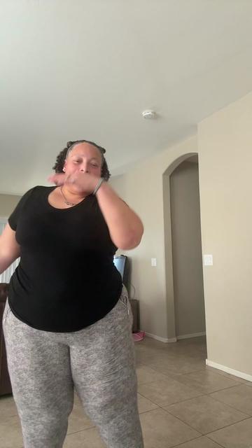 @MzYella27