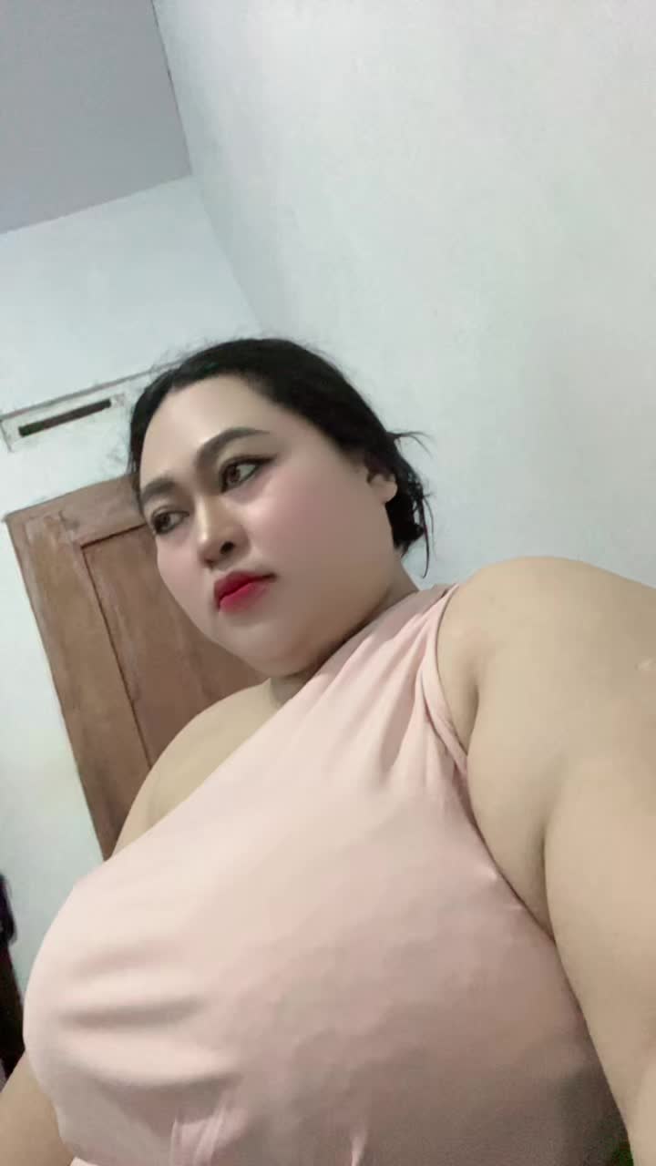 @momsreyh