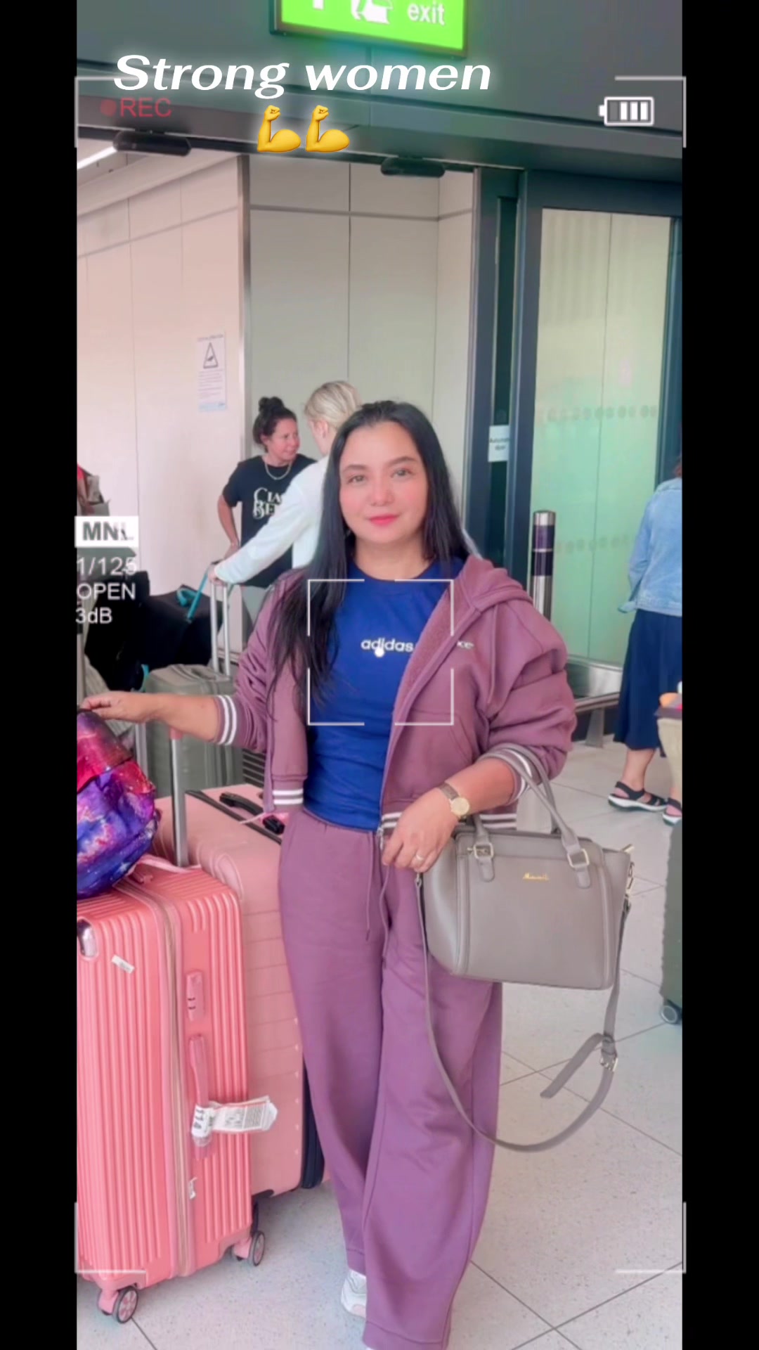@Nittaya Puritung