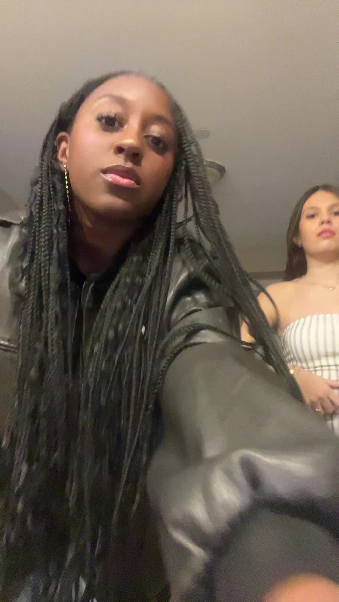 @Jayla