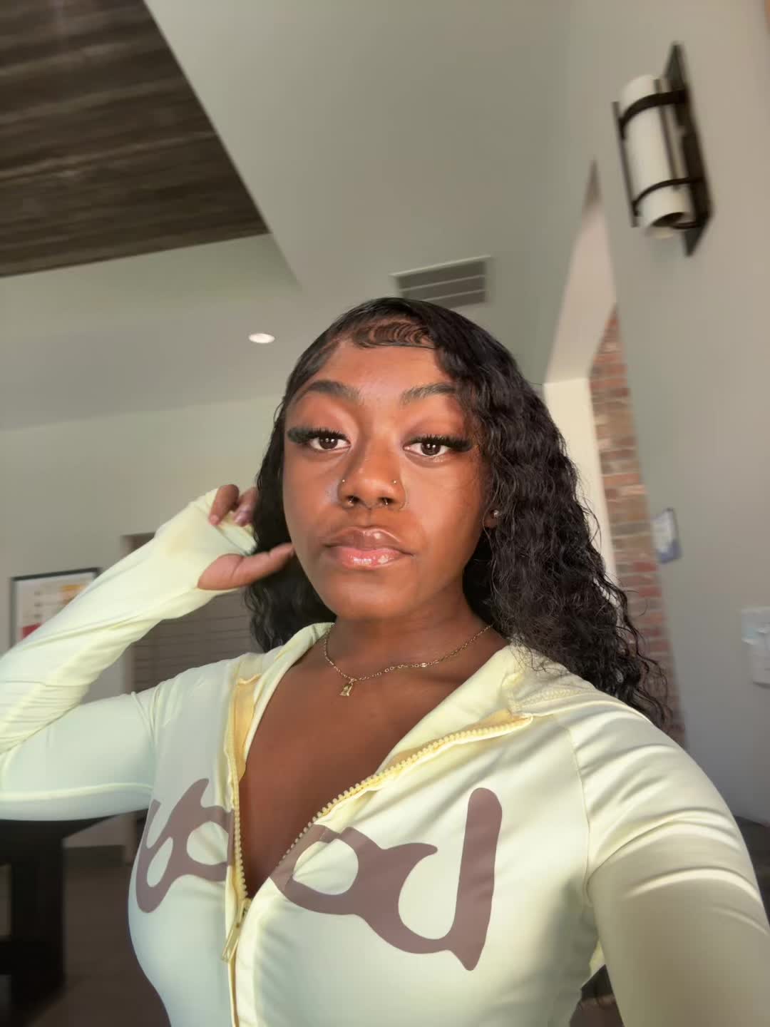 @nikiatkll 👈🏾