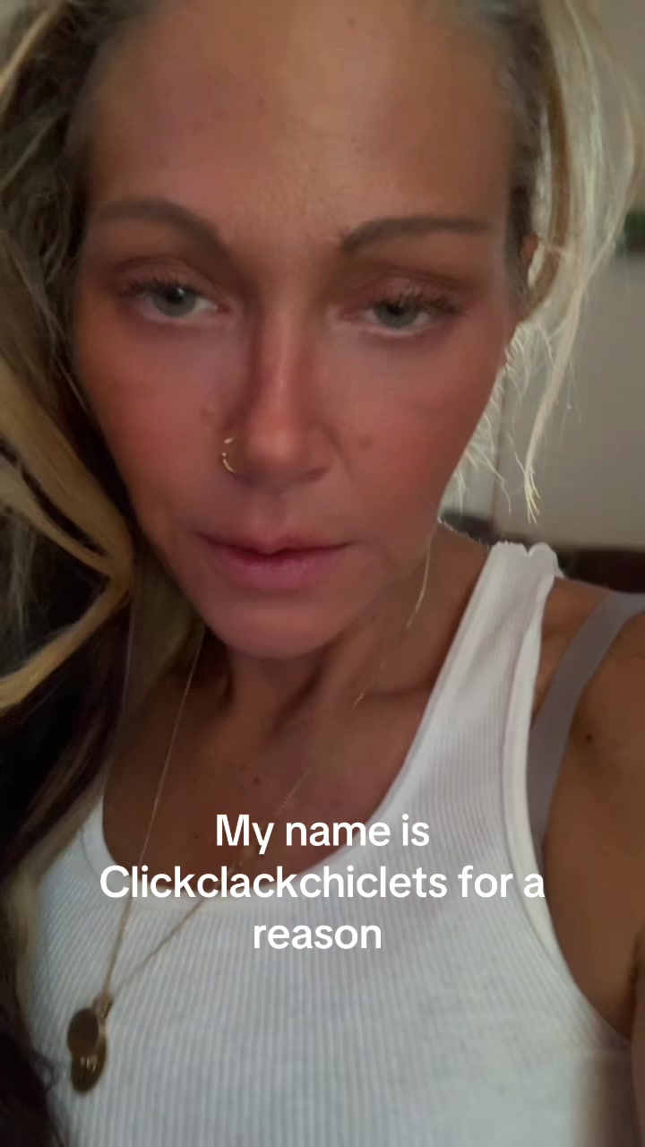@Clickclackchiclets