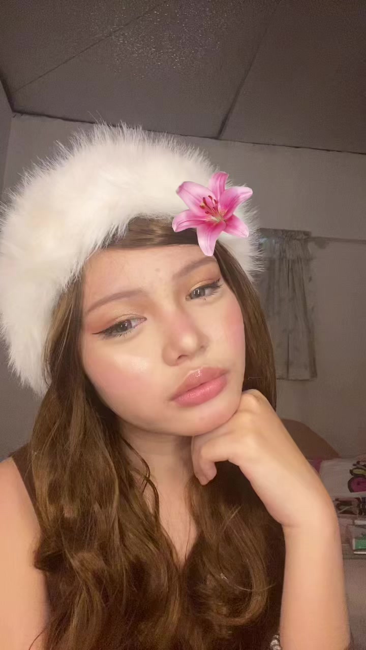 @ellaaa
