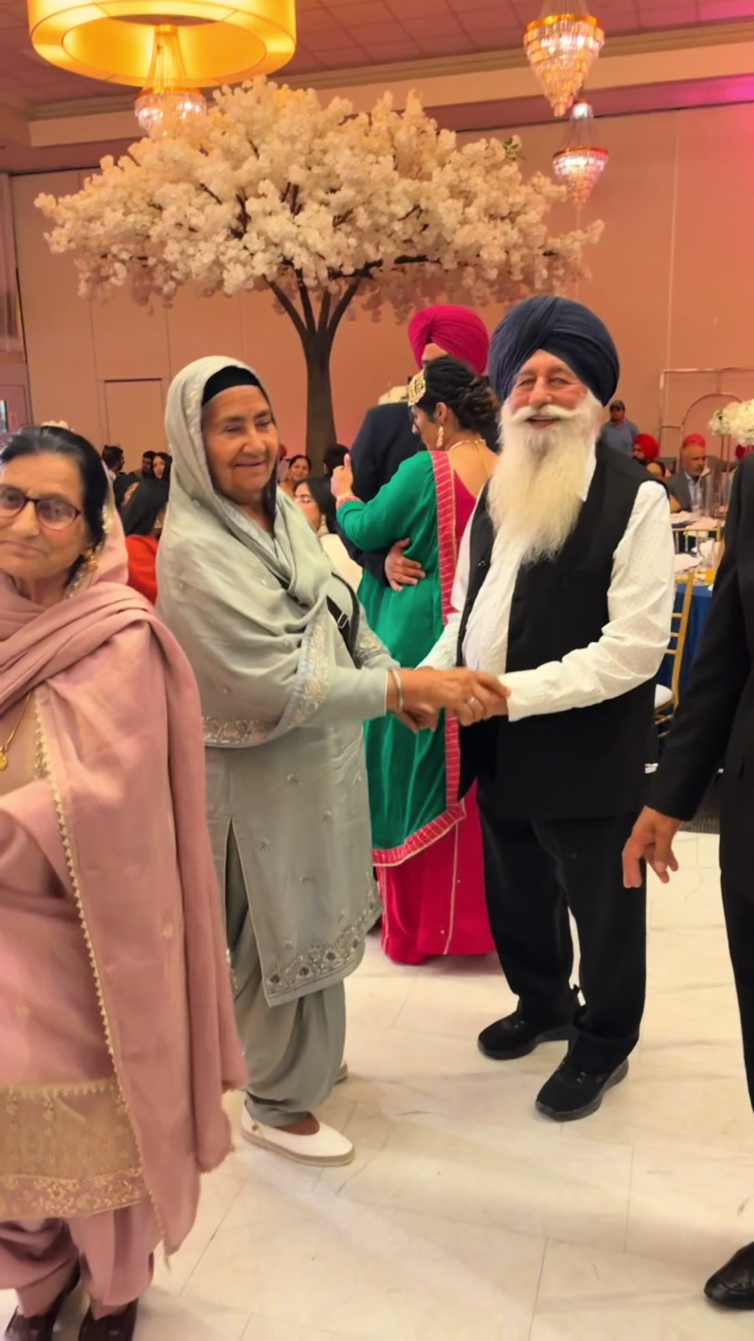 @ਡਿੰਪਲ ਰਾਏ ✅