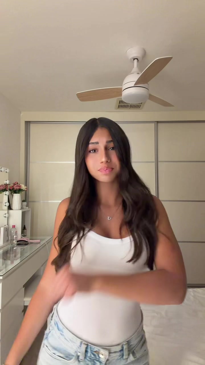 @𝑨𝒀𝑨𝑳𝑨 𝑪𝑶𝑯𝑬𝑵
