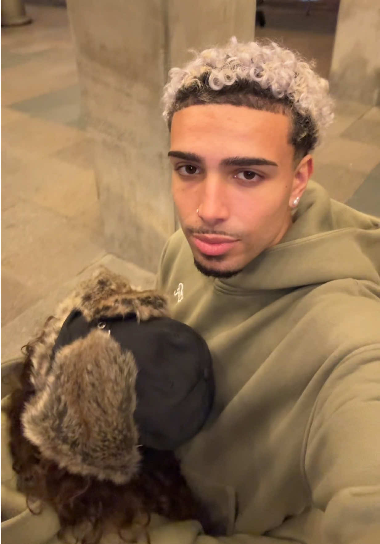 @𝐄𝐥𝐢 💫