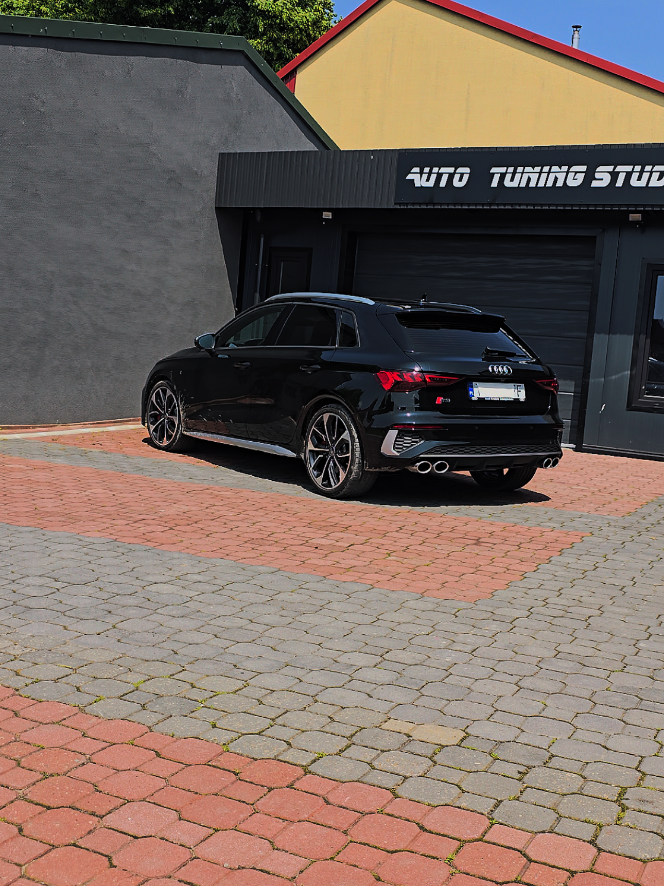 @Auto tuning studio