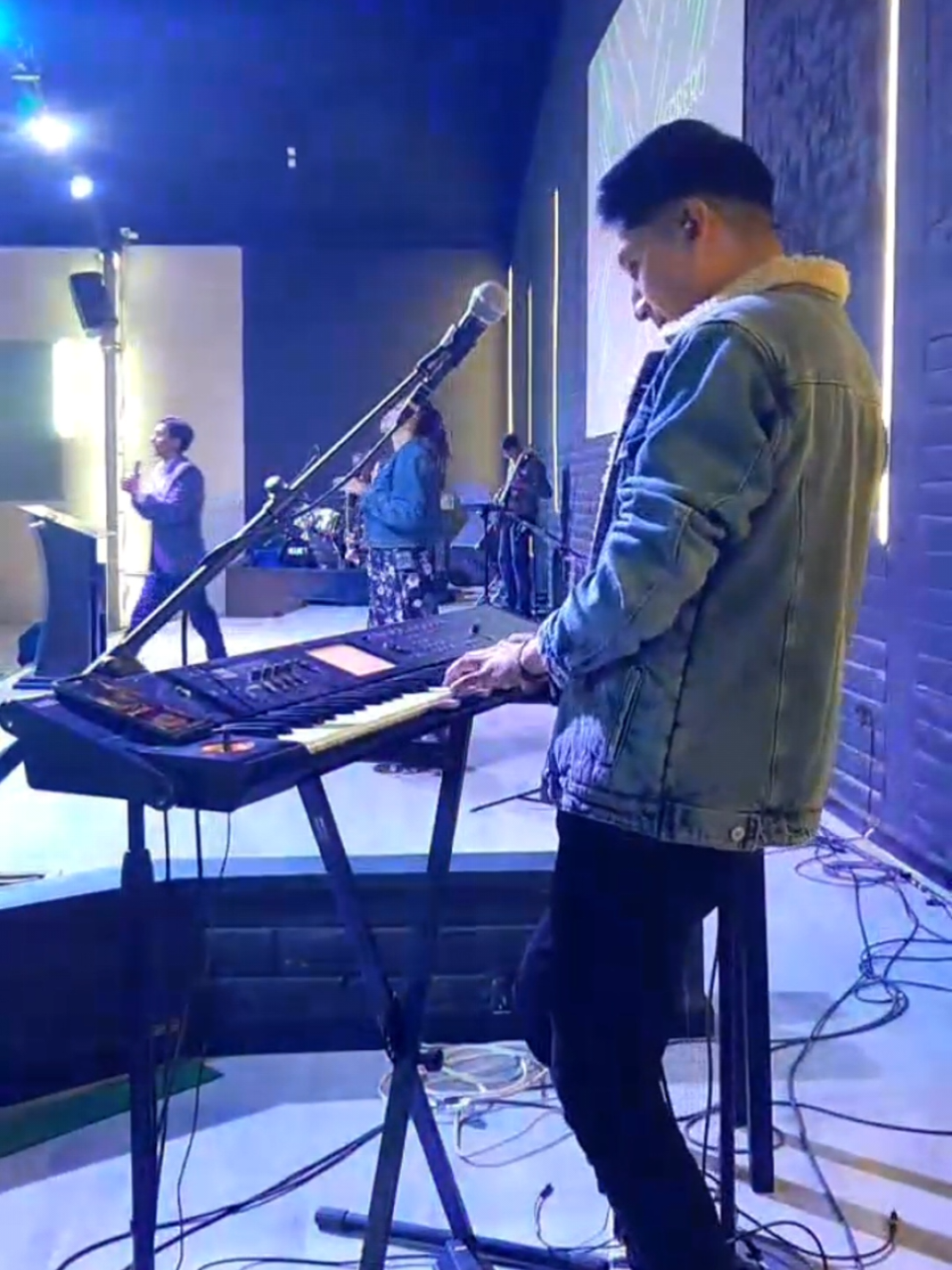 @Edisson 🎹