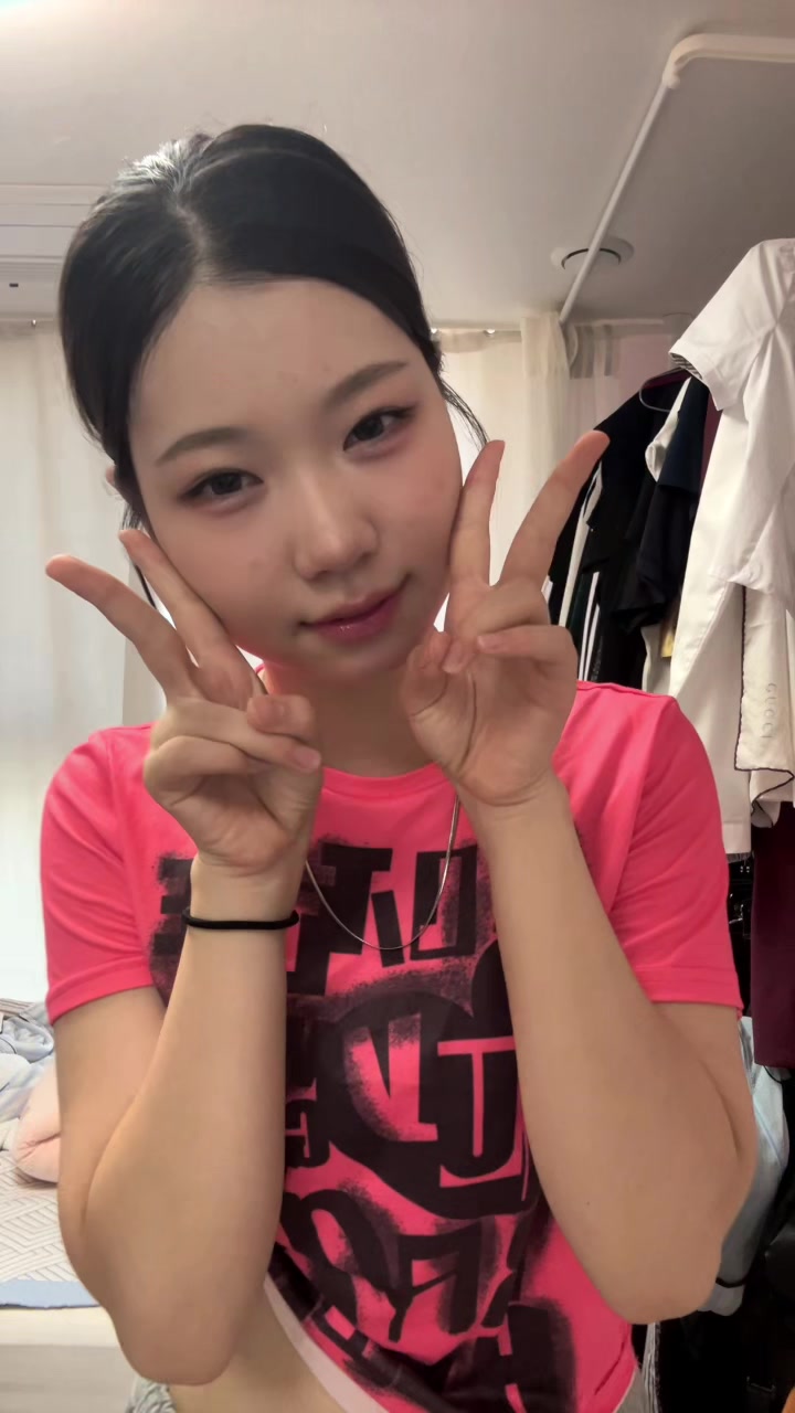 @애진