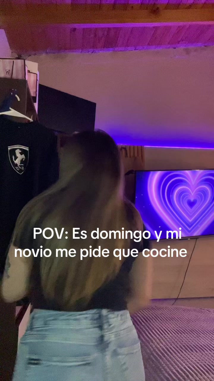 @Julii