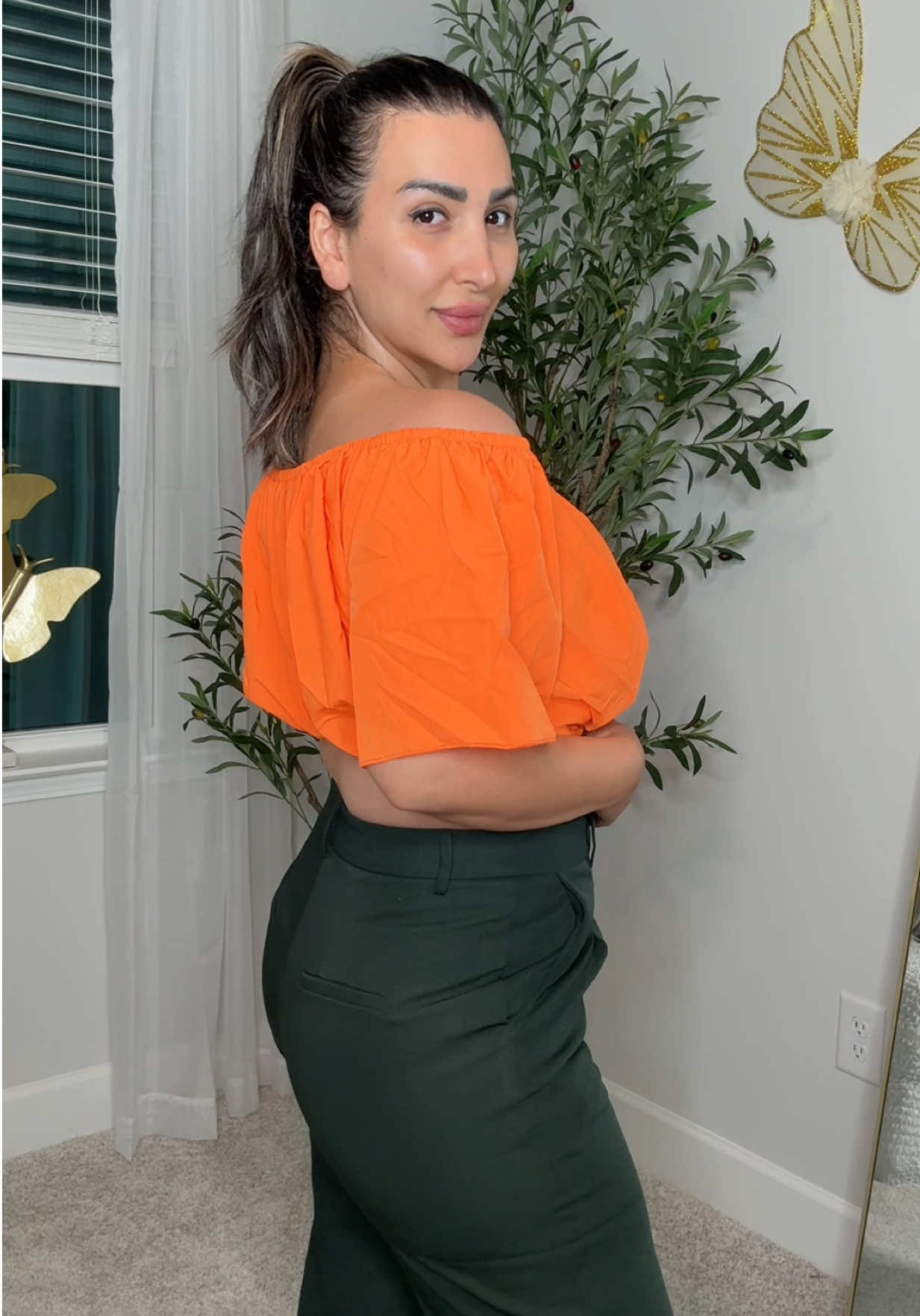 @shabnambrows