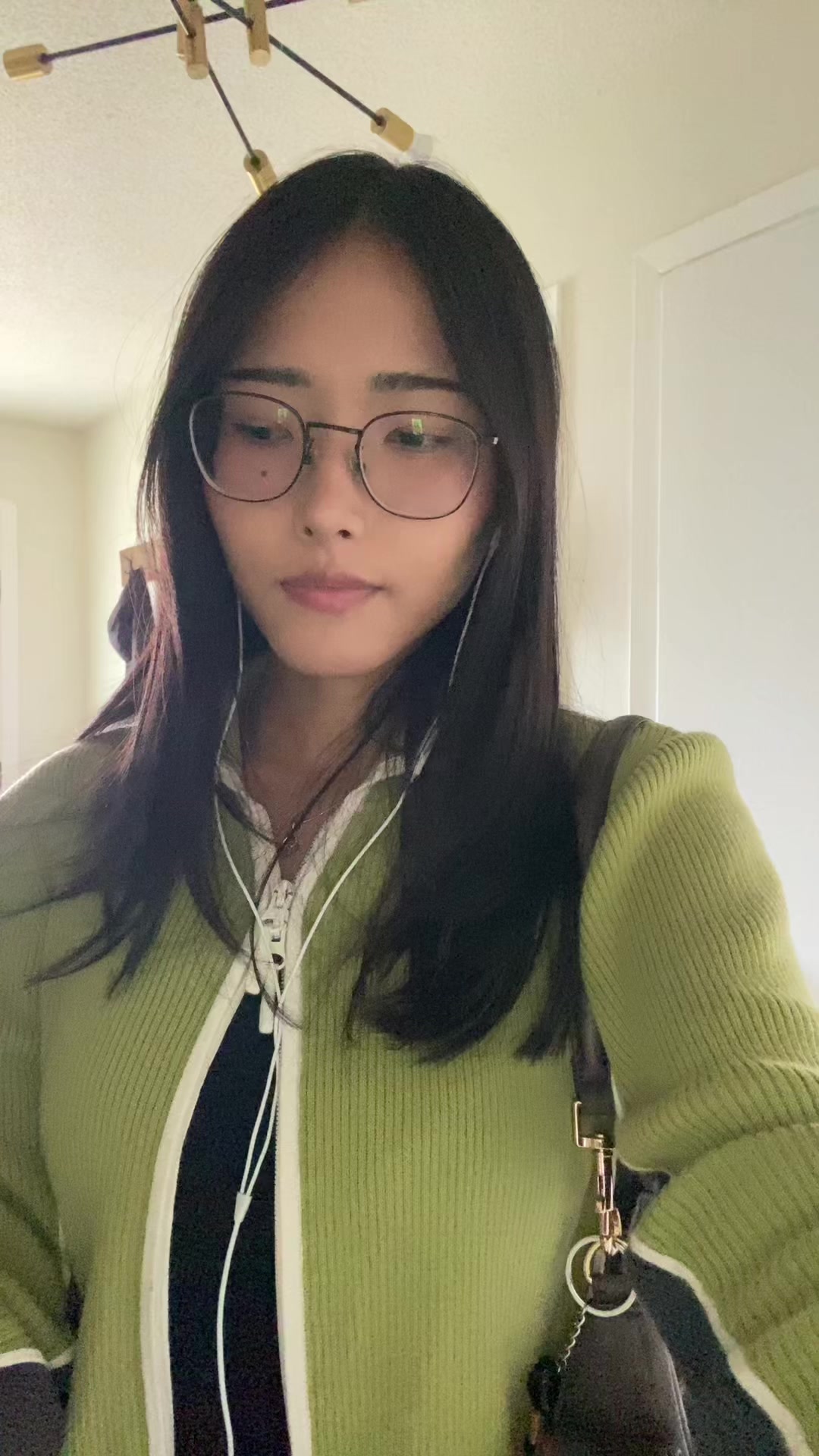 @:D
