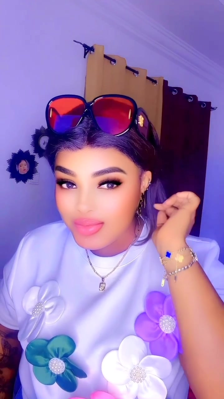 @🌺🦋Asor Sika💰Queeny❣️💫