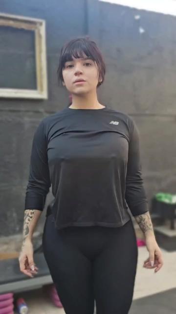 @Hot_Girls