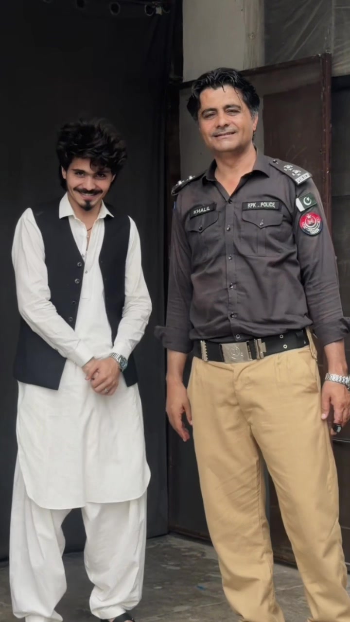 @⚔️👑Awais_khan👑⚔️