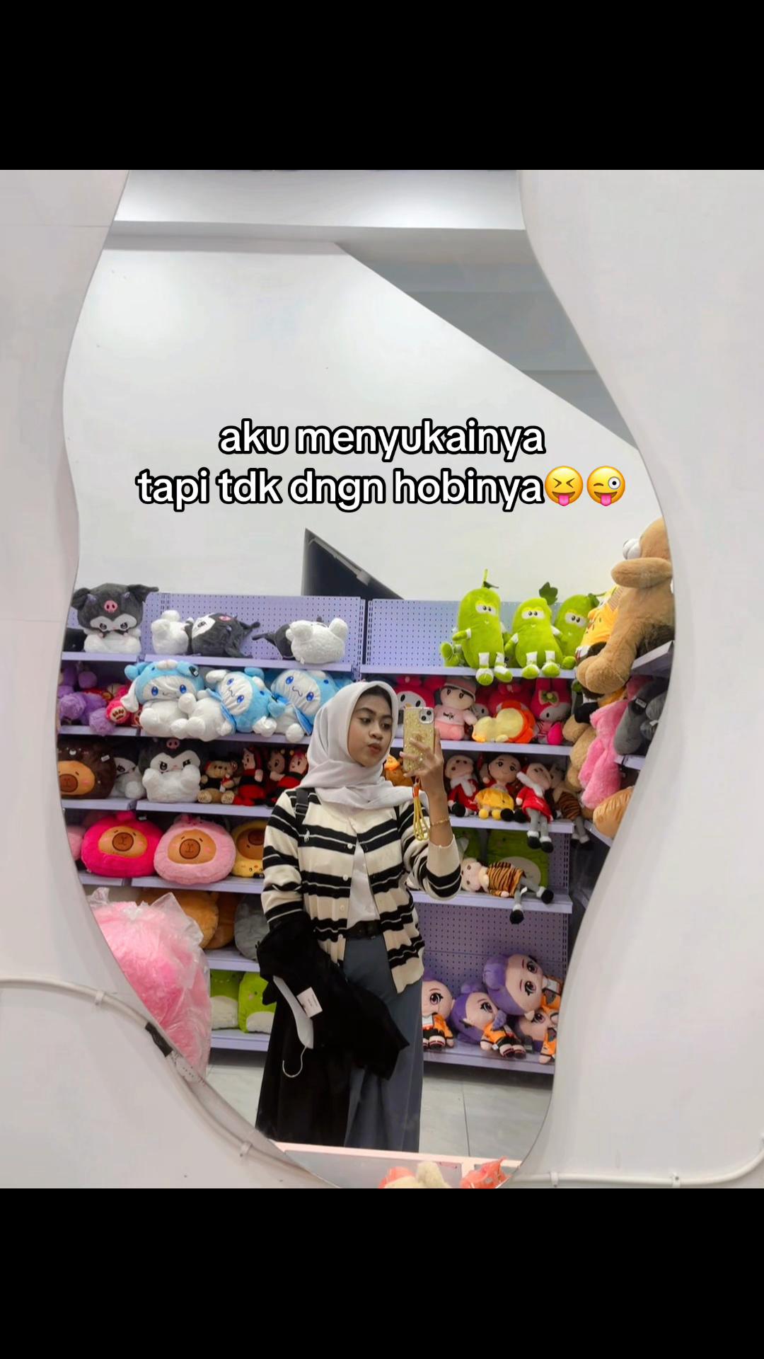 @lunless🕷️🥀