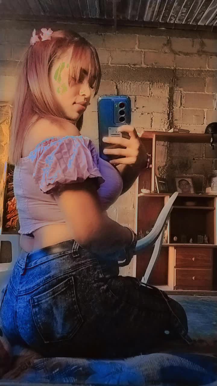 @Extrellabella