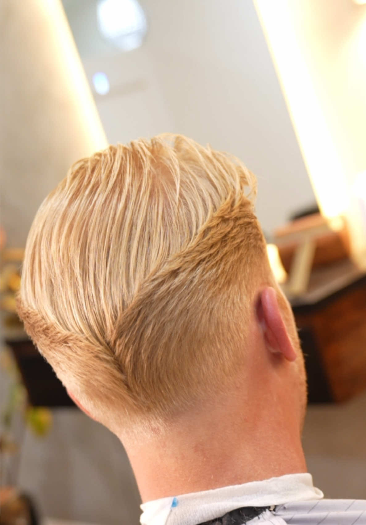 @MahniHair